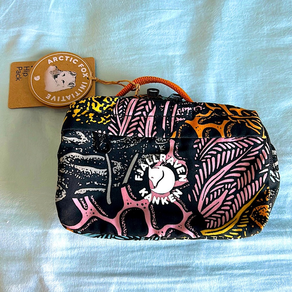 New Fjällräven Kånken Art Hip Pack